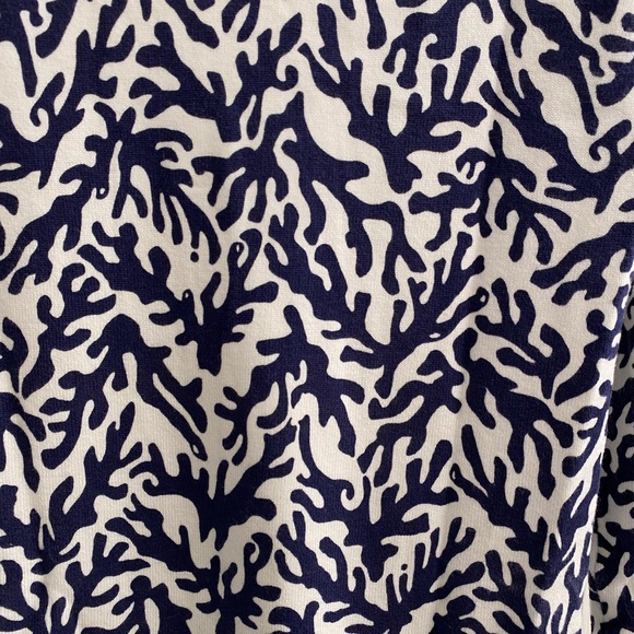 Lilly Pulitzer Adelaide Sweater Navy Coral Design Long Sleeves V-Neck - Picture 7 of 7